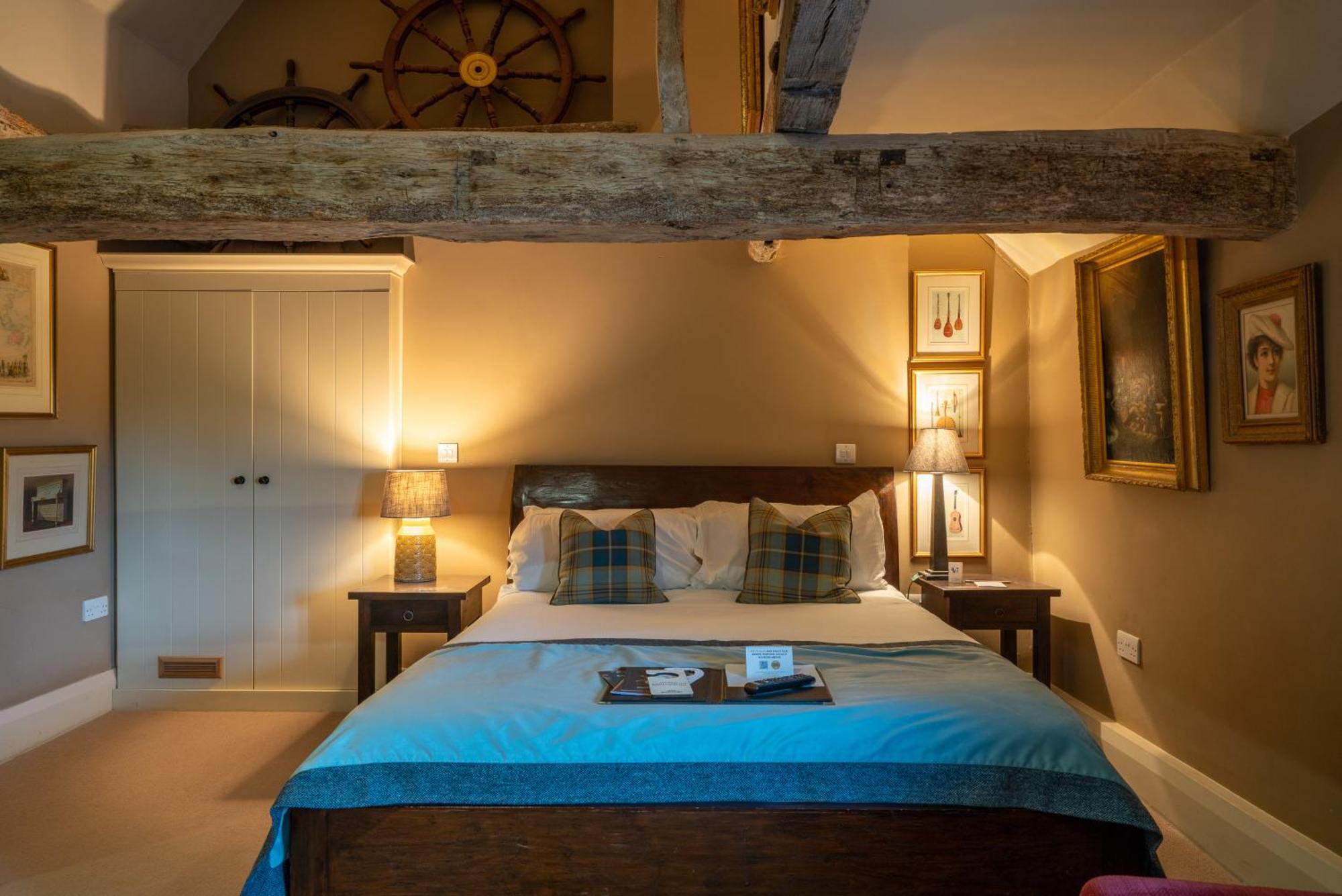 The Anchor Inn Lower Froyle Bagian luar foto