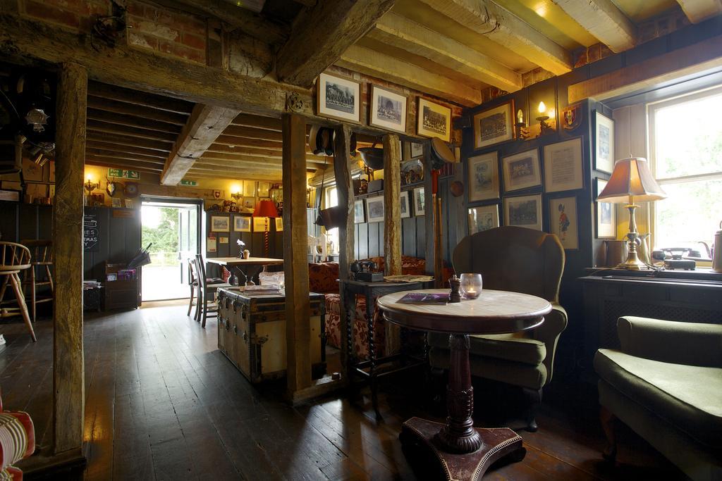 The Anchor Inn Lower Froyle Bagian luar foto